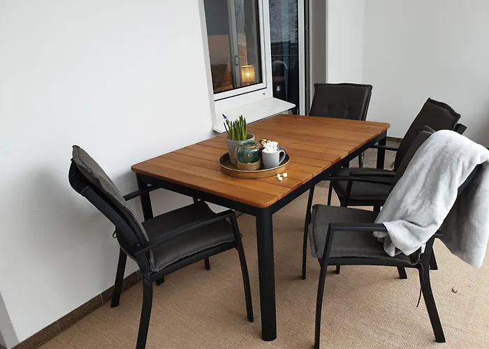 Fewo Winter In Der Villa Waldrand Mit Zwei Balkonen